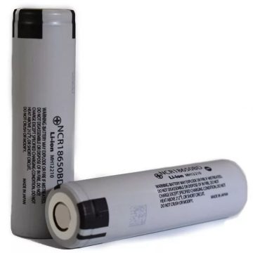   Panasonic 18650 3.7V 3180mAh Li-ion akkumulátor (átmérő: 18.35mm, hossz.: 65mm)